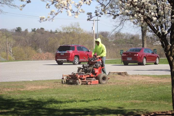 Weekly commercial mowing